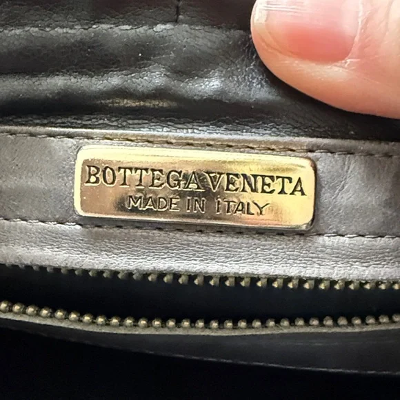 Bottega Veneta Vintage Shoulder Bag All Leather Weave. Outer Zipper. - Picture 3 of 5